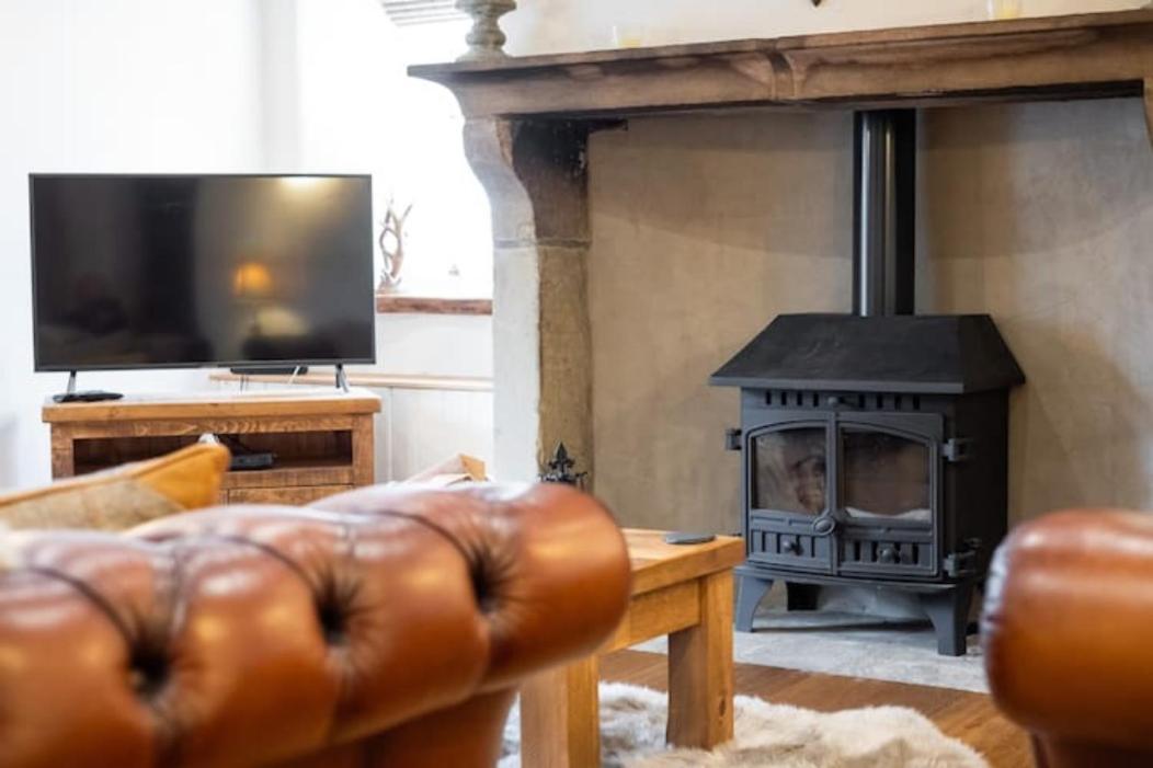 5 Star Cottage On The Green With Log Burner - Dog Friendly Austwick Ngoại thất bức ảnh